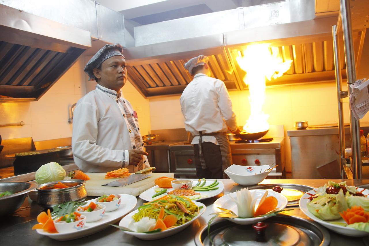 Hotel Rajashree Palace สิริกุรี ภายนอก รูปภาพ