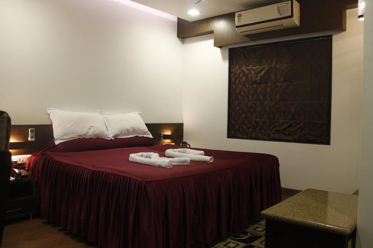 Hotel Rajashree Palace สิริกุรี ห้อง รูปภาพ