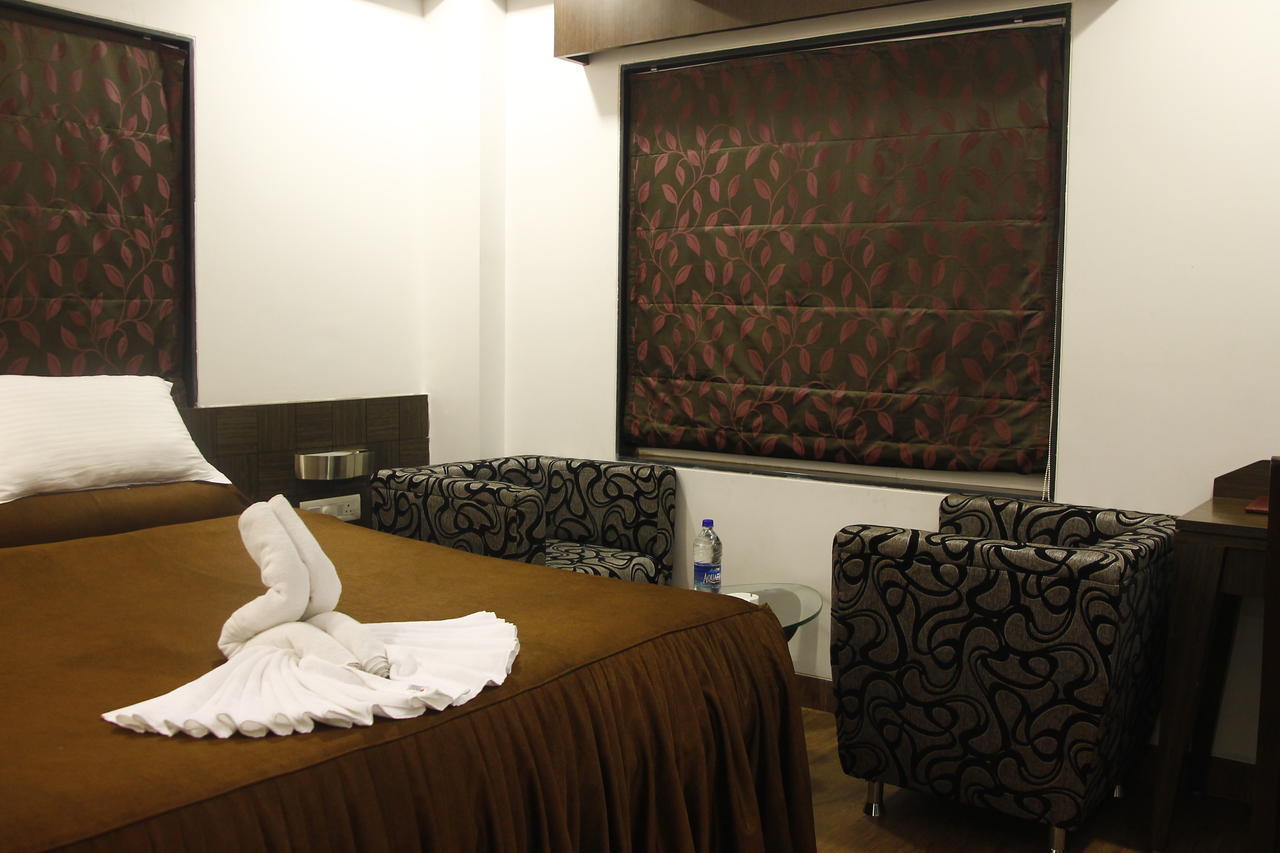 Hotel Rajashree Palace สิริกุรี ภายนอก รูปภาพ