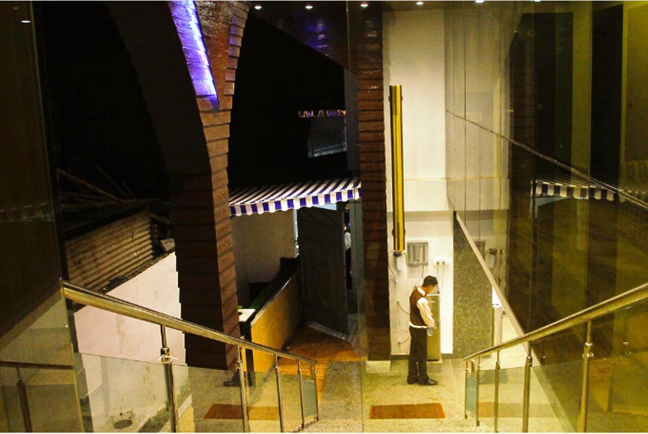 Hotel Rajashree Palace สิริกุรี ภายนอก รูปภาพ